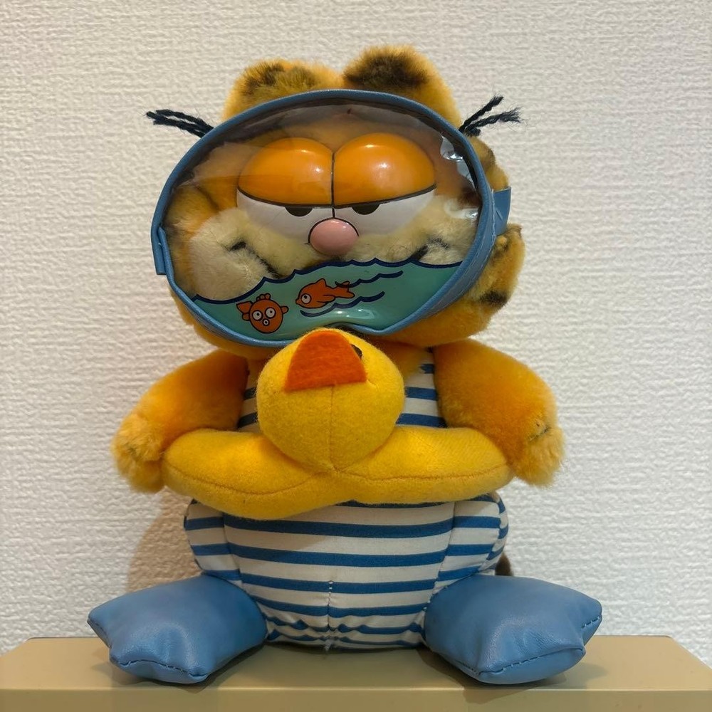 Garfield Plush Toy Vintage, ーExcellent Condition, Rare Collectible