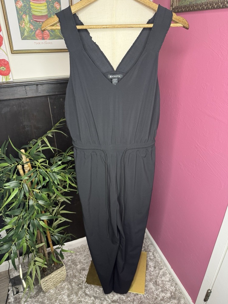 Athleta Savannah Black Sleeveless Jumpsuit Size 6 V-Neck Drawstring Pockets