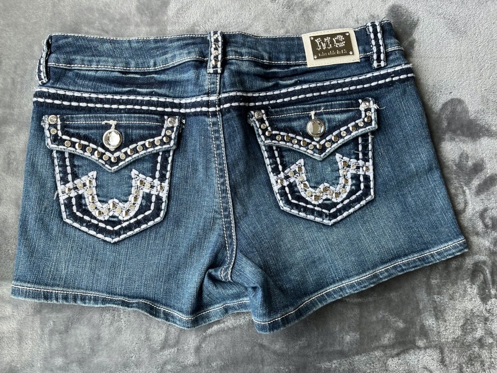 Miss Chic Women's Size L Denim Mid Rise Shorts