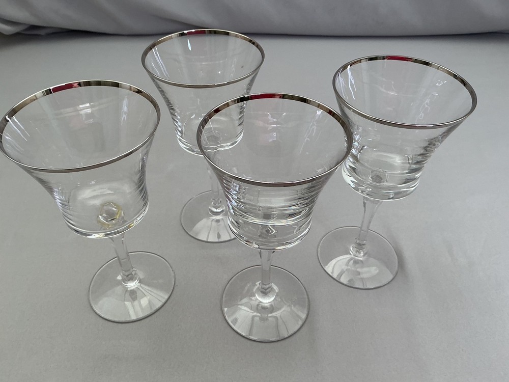 Mikasa Jamestown wine glasses Platinum rim 8