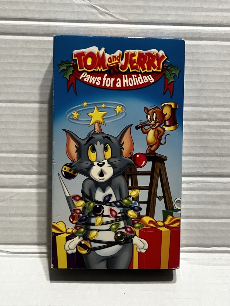 Tom and Jerry - Paws For a Holiday (VHS, 2003, Slipsleeve)