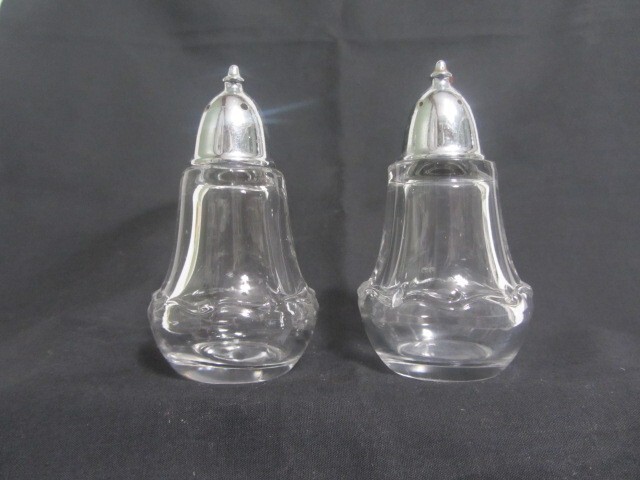 Vintage Crystal Clear Glass  Ruffle Salt & Pepper Shakers Aluminum Tops