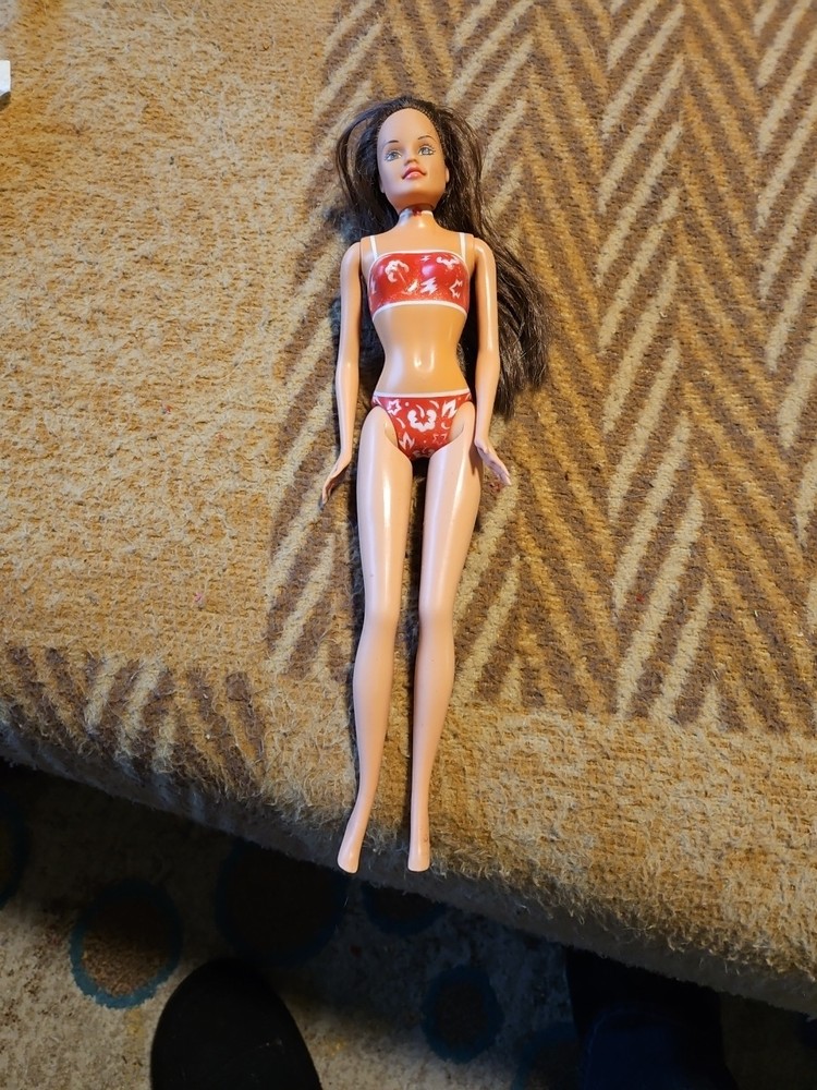 Vintage Palm Beach Teresa Doll Friend of Barbie 1999