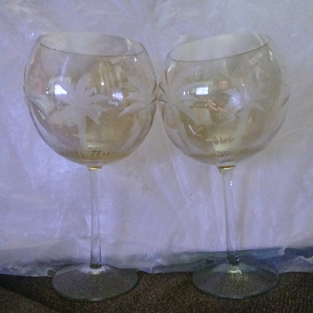 Pair of VTG  Hand Etched Crystal Palm Tree Amber Luster Balloon Wine Glasses
