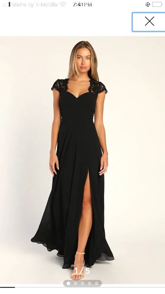 Lulus Momentous Moments Black Lace Backless Maxi Dress size Medium NWT