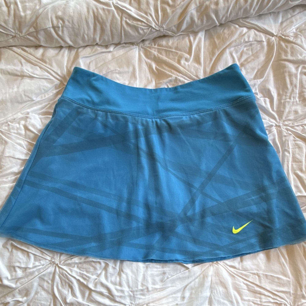 Nike Dri-FIT Women's Blue Athletic Skirt M Pull-On Short Geometric