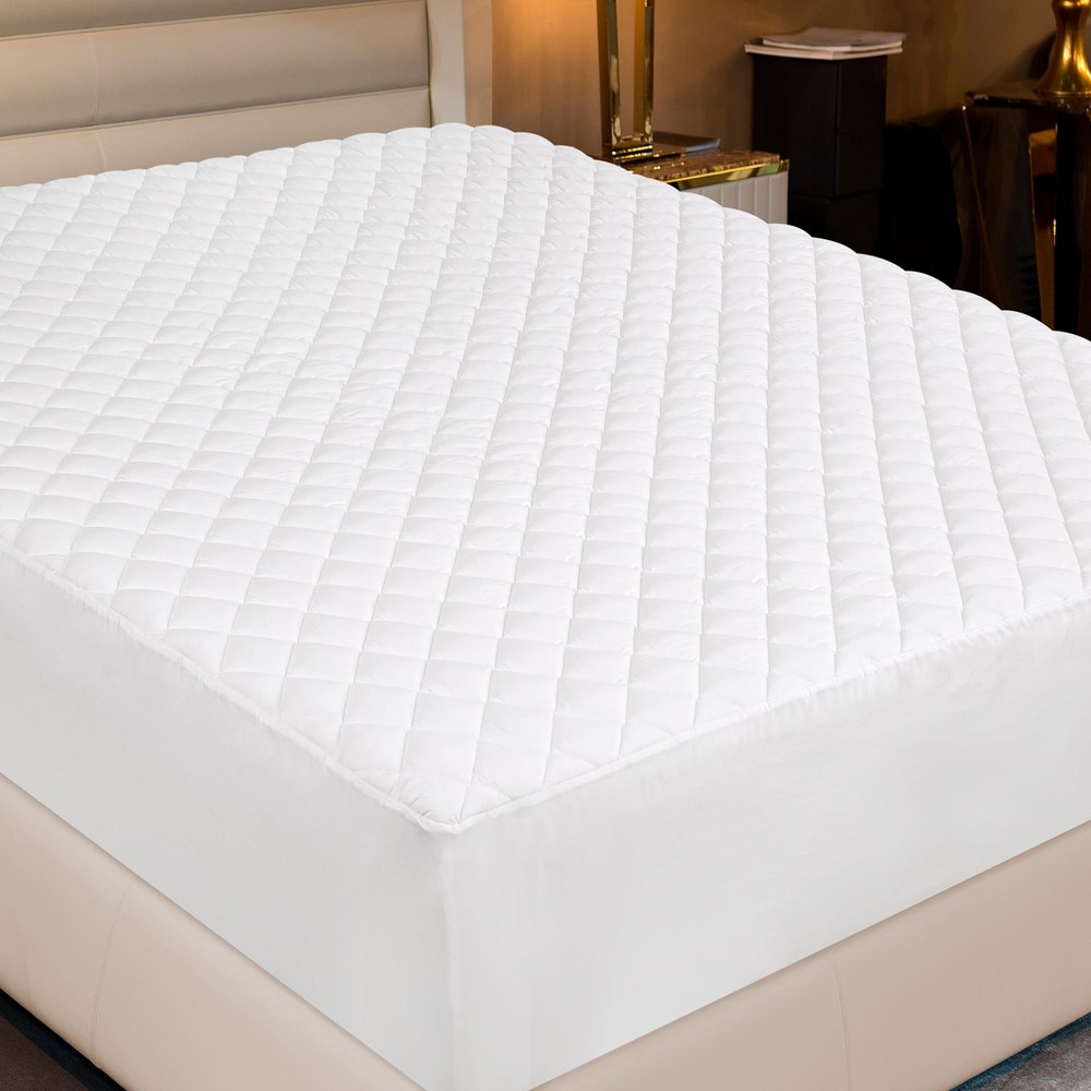 Queen Size Mattress Pad - Mattress Cover - Soft Quilted Fitted - Deep Pocket ...