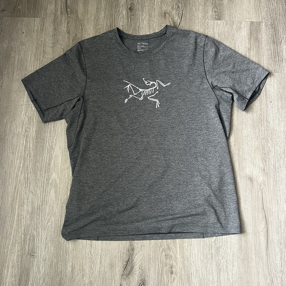 Arc'teryx Men's Gray Graphic Print Cotton Blend Short Sleeve T-Shirt Size M