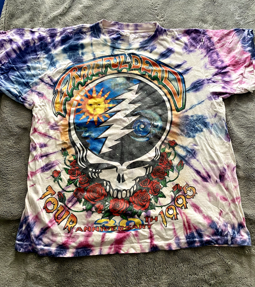 Vintage 1995 Grateful Dead Band Tour T-Shirt