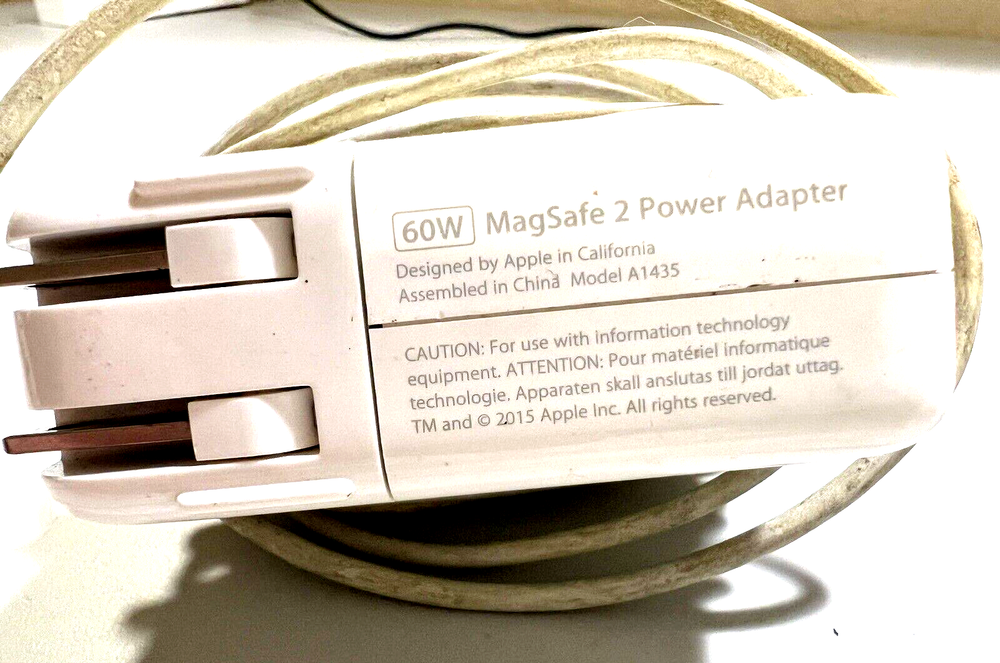 MacBook Pro 60W T-Tip MagSafe 2 Power Adapter Charger A1435 60 Watt MS2 USA
