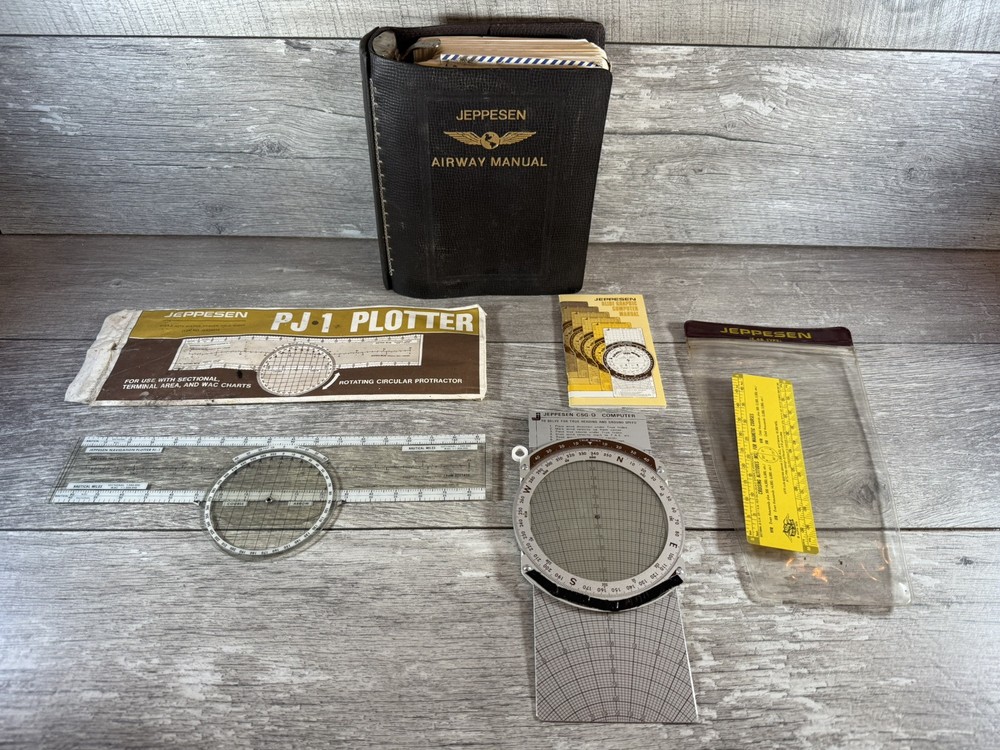 Jeppesen Airway Manual Ring Binder RADIO Facilities, PJ 1 Plotter, CS-9 Computer