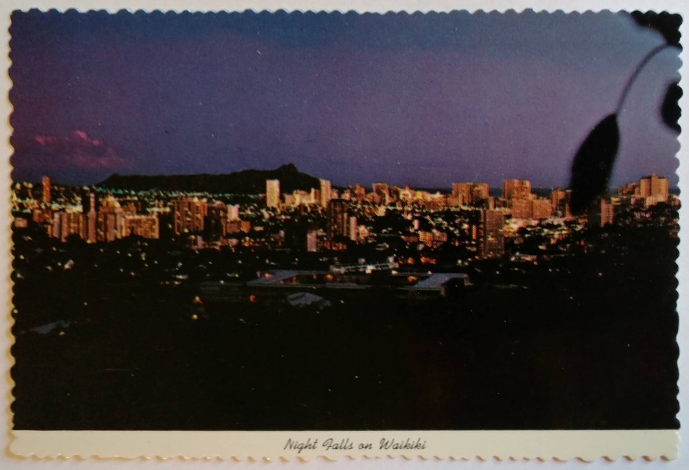 M031A3 Chrome 6 x 4 Night Falls on Waikiki