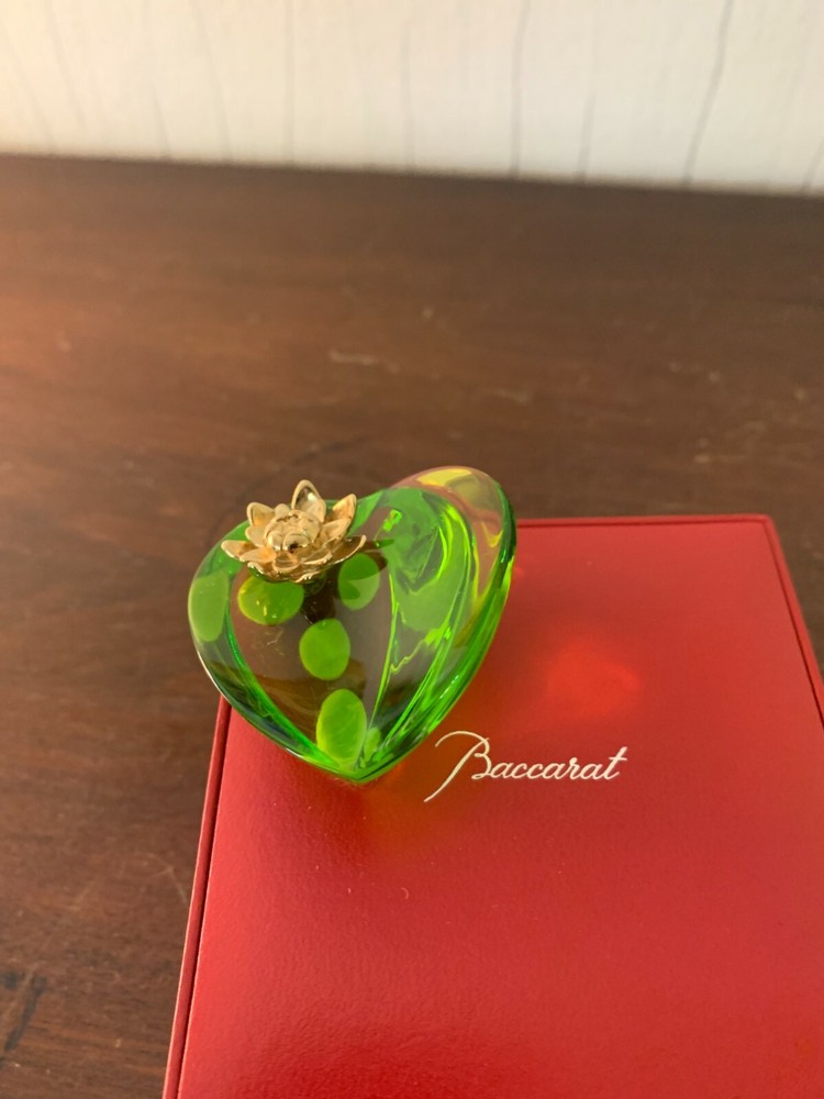 Golden Heart Paperweight In Baccarat Crystal