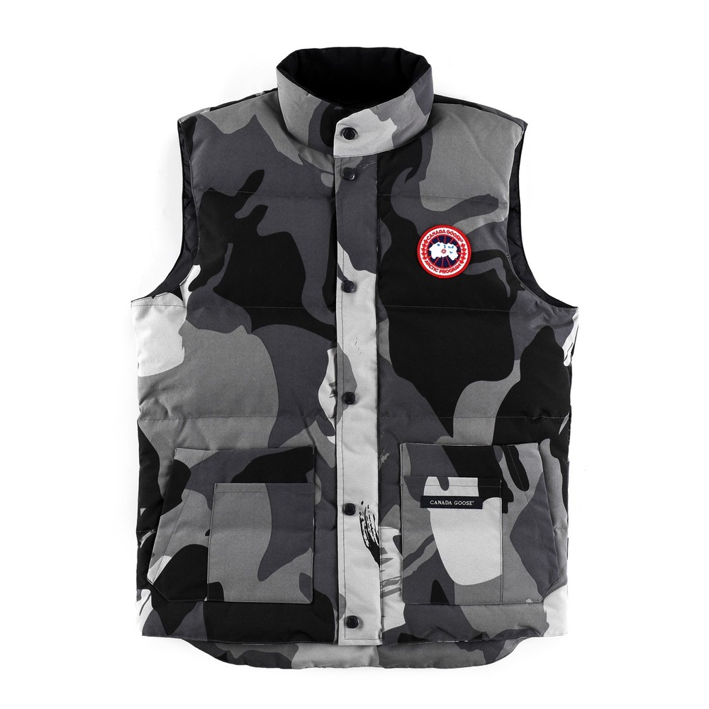 Canada Goose Basic Outdoor Down Men's  jacket Camouflage❤️