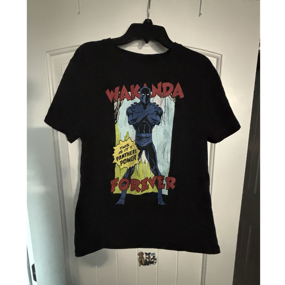 Marvel Black Panther Wakanda Forever Men's Black Graphic T-Shirt M Cotton