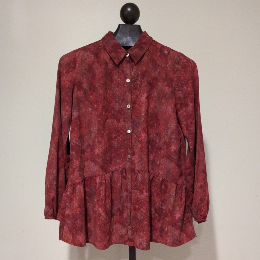 LOGO by Lori Goldstein Red Button Front Tunic Top Blouse Size Small Peplum Flowy