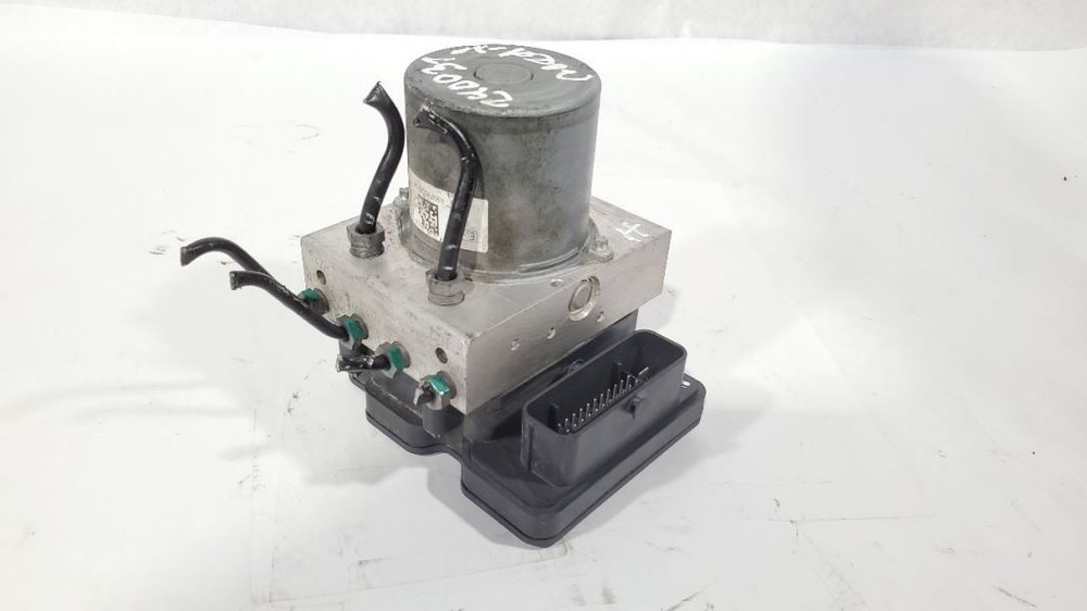 2021-2022 Mercedes Sprinter Van 2500 OEM ABS Brake System RWD Part 9079008504