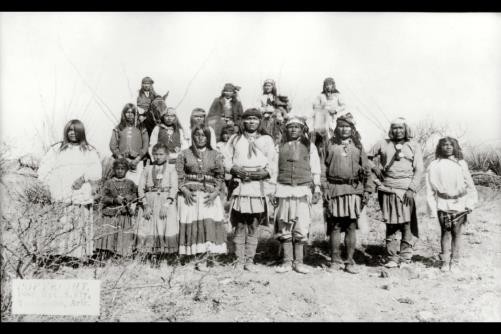 Photo:Geronimo's camp,women,children,1886,before surrender