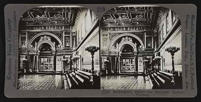 Photo:Buckingham Palace--the ballroom, London, England
