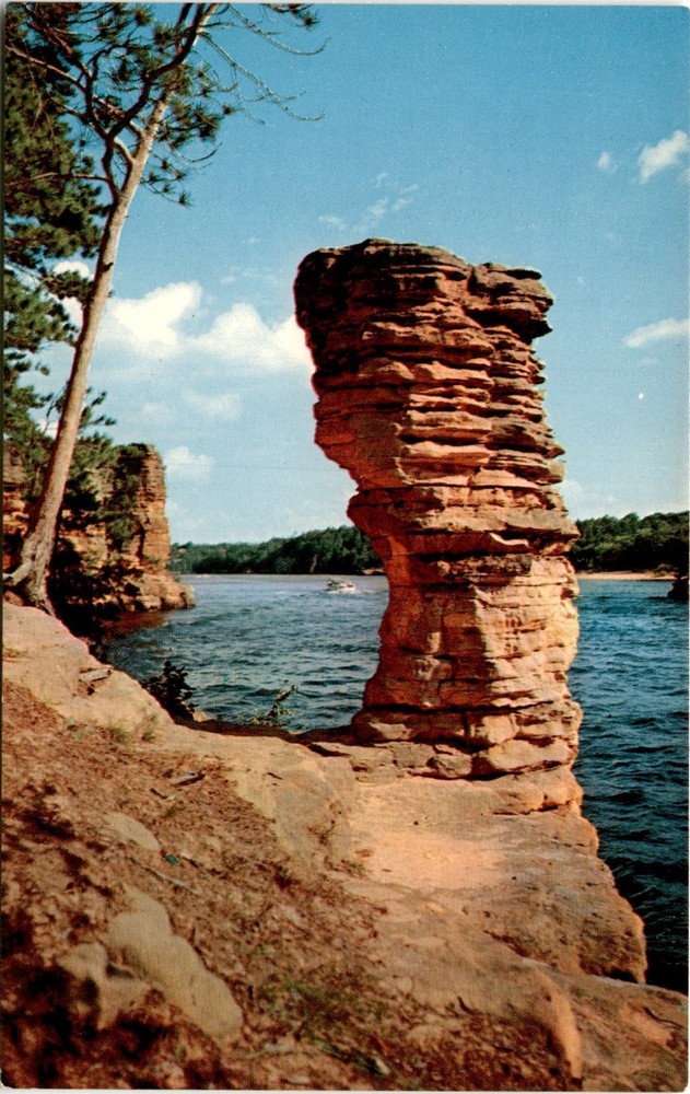 H. H. Bennett Studio, Wisconsin Dells, Chimney Rock, Dells of the Postcard