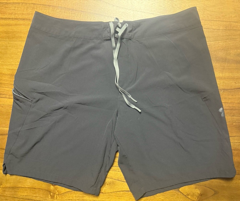 Under Armor Men's Heat Gear Board Shorts Black W/ Silver Logo Size XXL No Tags