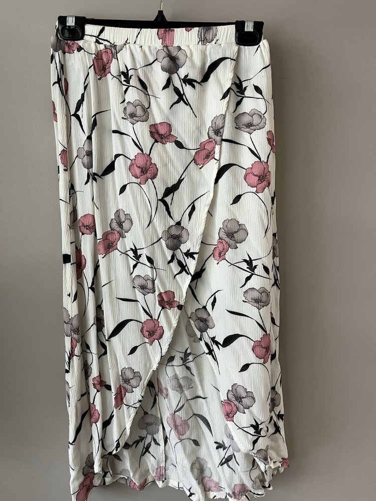 Blu Pepper Skirt Women’s Floral Faux Wrap Maxi Skirt Skirt High Low Hem Size S