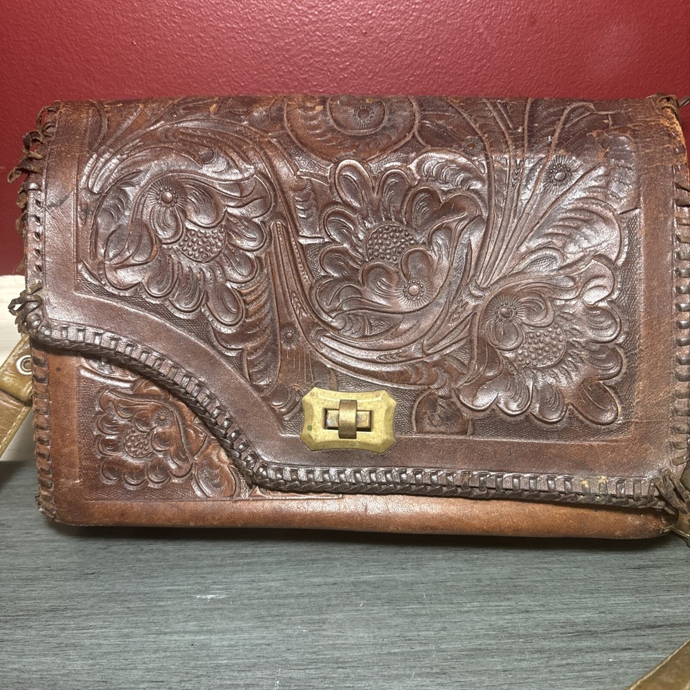 vintage hand tooled genuine leather purse