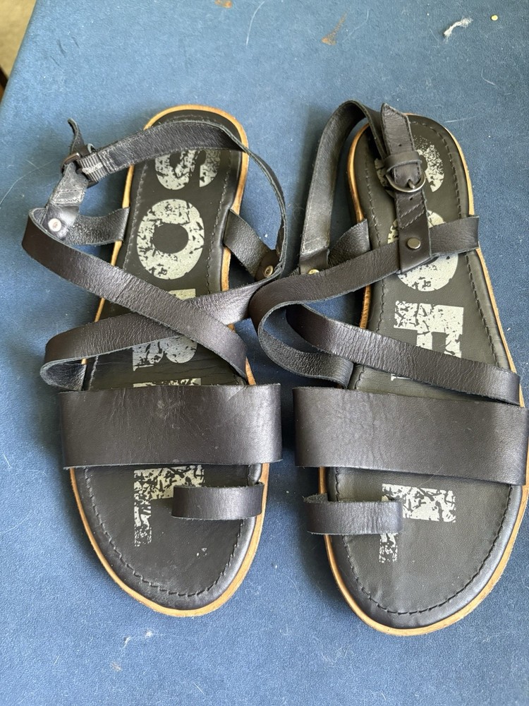 Sorel Ella Criss Cross Slingback Sandals Womens Size 9.5 Black Leather