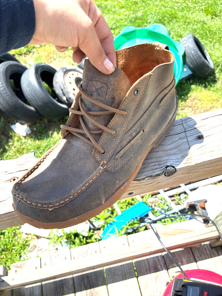 Twisted X MDM0007 Size 9 Men’s Distressed Leather Shoes