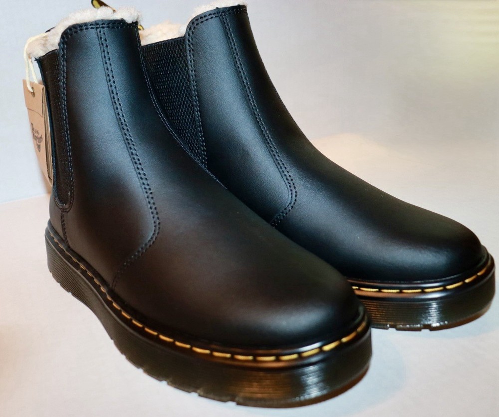 Dr. Martens Dorian Chelsea Boots in Black Leather US Ladies Sz 7 / USMen’s Sz 6