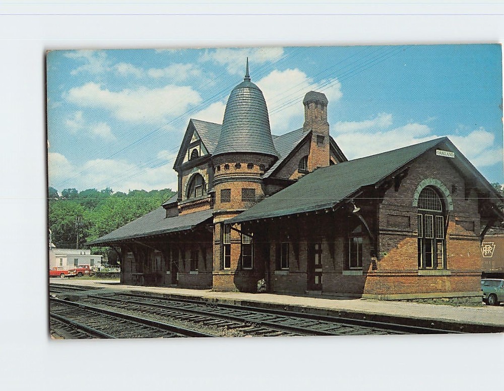 Postcard Baltimore & Ohio Railroad Station Oakland Maryland USA
