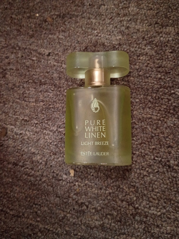 Estee Lauder Pure White Linen 1 Oz