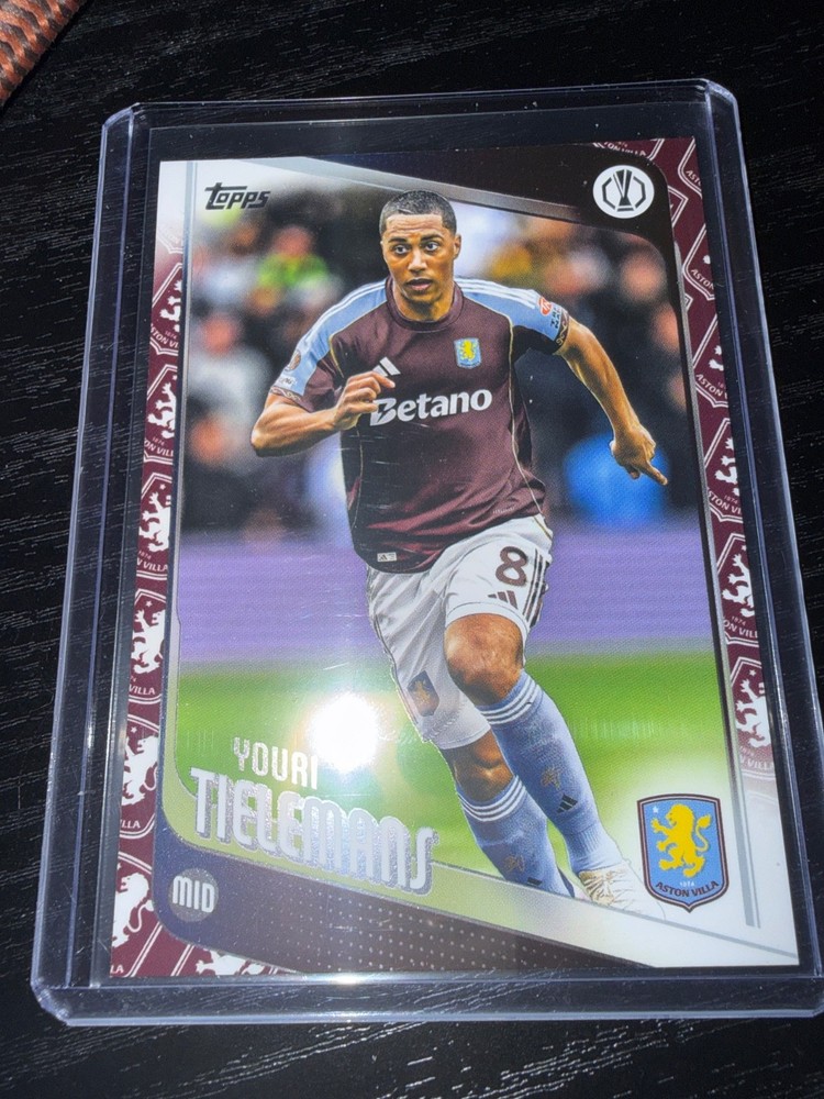 Topps 2025-26 Flagship UCC Youri Tielemans Aston Villa Team Logo Broder Card SSP