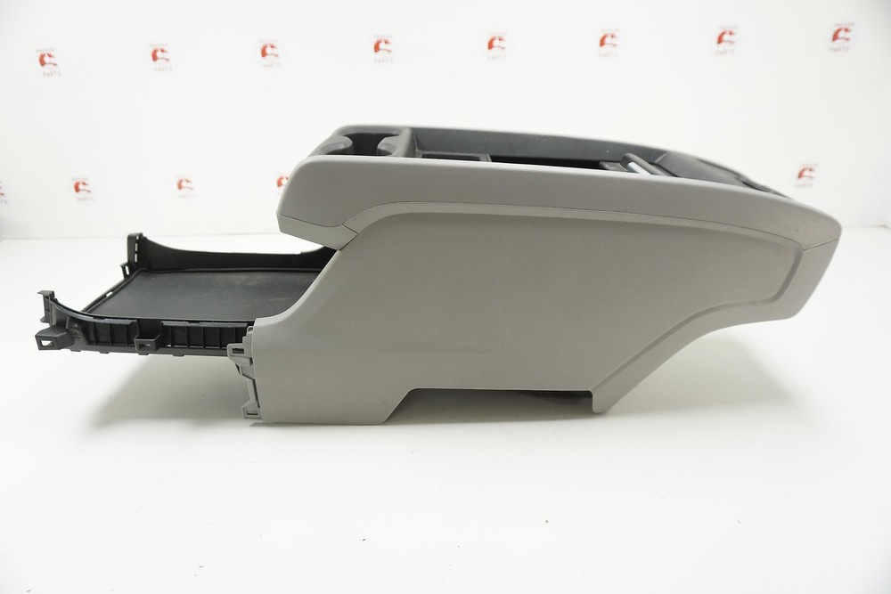 18 19 20 2018-2020 Honda Odyssey Front Floor Console Used Oem