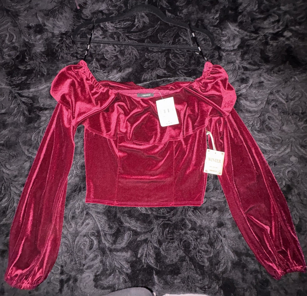 Forever 21 Burgundy Velour Cropped Square Neck Puff Sleeve Top Womens L