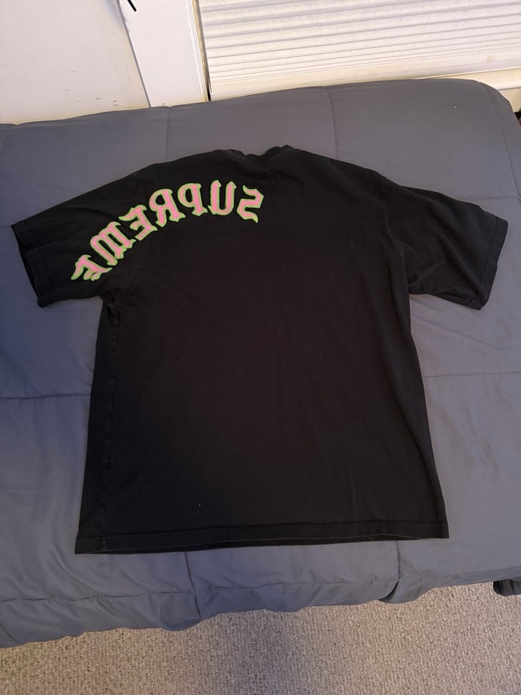 Supreme S/S top Size M