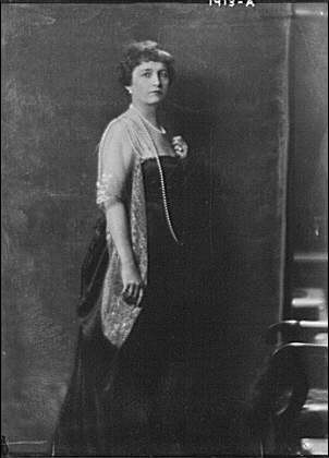 Photo:portrait photograph, Byrne, Mrs., James