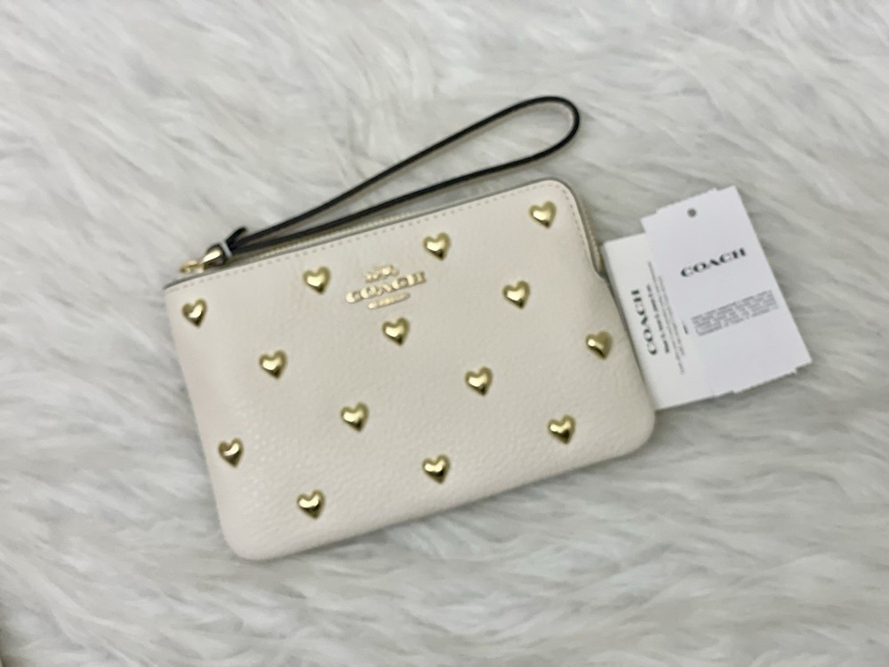 Coach Corner Zip Wristlet With Heart Rivets CDF06