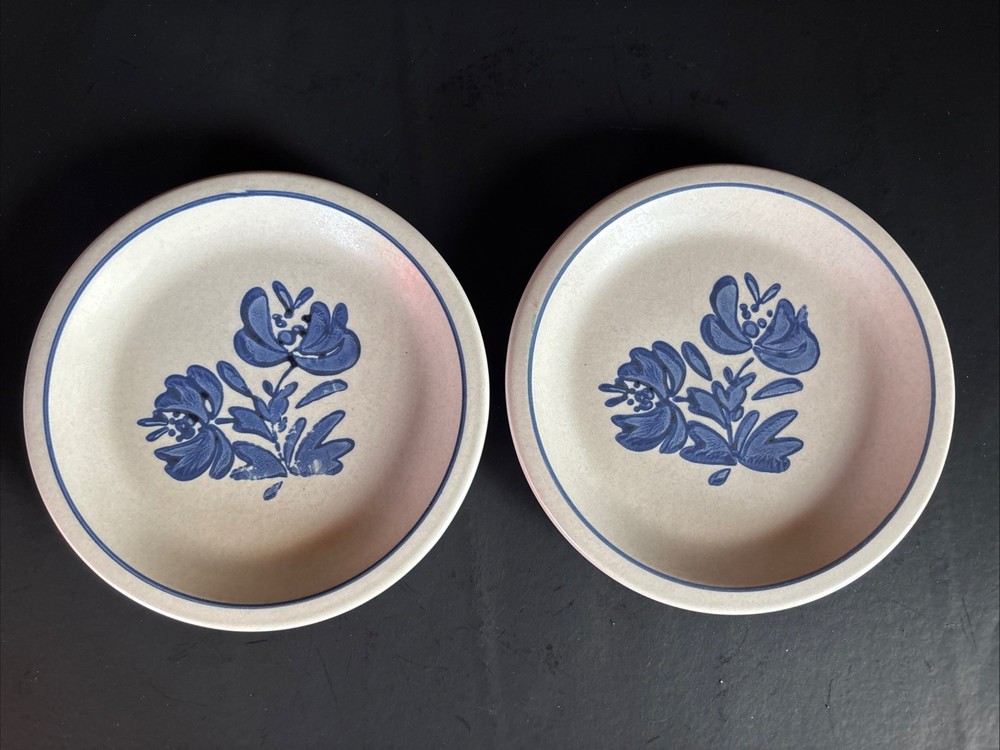 Set Of 2 Pfaltzgraff Yorktowne 6 7/8