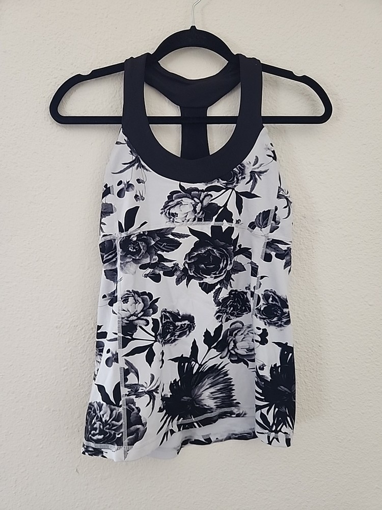 Lululemon Scoop Neck Tank Luon In Brisk Bloom Black White Floral Size 8