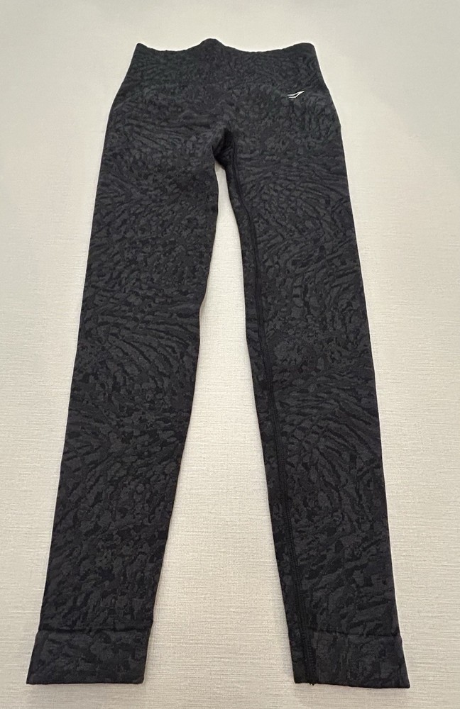 Gymshark Adapt Animal Seamless Leggings Women’s Small Black High Rise Athletic
