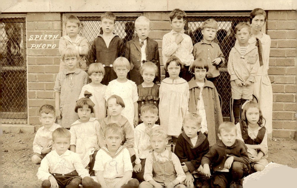 C1915 Spieth Photo Centralia WA RPPC School Class Children Group Postcard