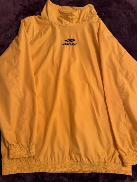 Balenciaga Logo Yellow Jacket & Pants Set – Men’s Medium/Large – Used – Sold as