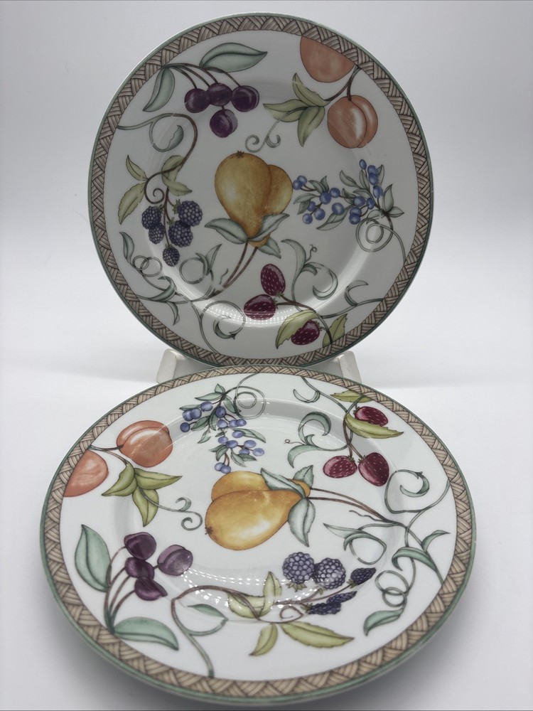 Set Of 2 Dansk Umbrian Fruits 8 3/4” Luncheon Plates