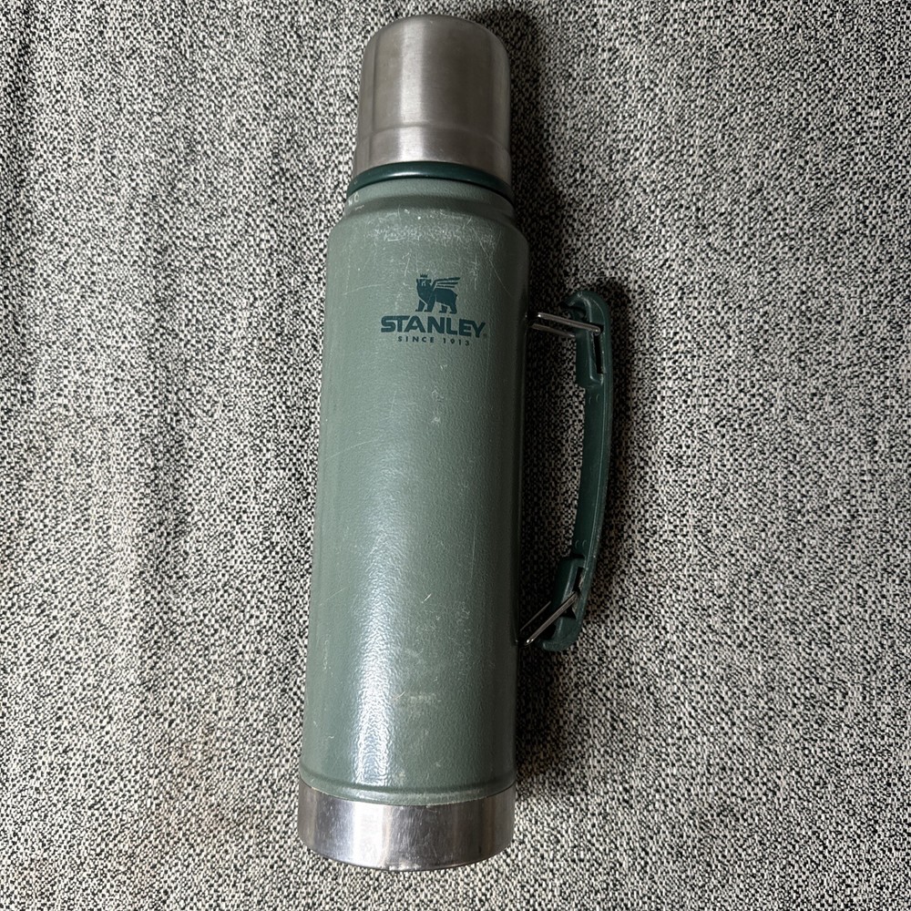 Stanley Classic Stainless Steel 1.1qt Thermos - Green