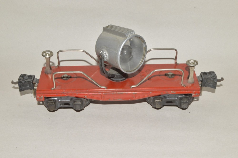 O gauge Lionel floodlight searchlight flat car train
