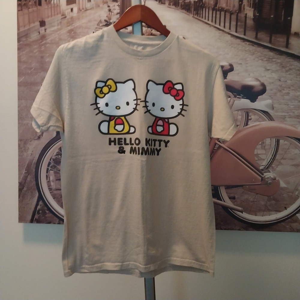 womens hello kitty shirt Size (M) Brown