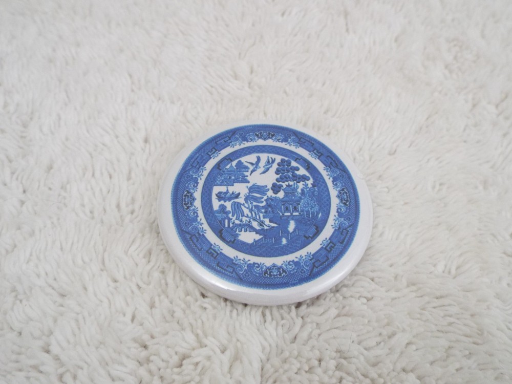Oriental Blue Willow ~ 2-1/4