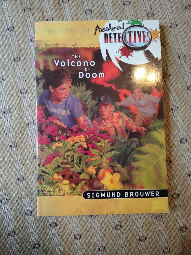 Volcano of Doom by Sigmund Brouwer (2002, Trade Paperback)