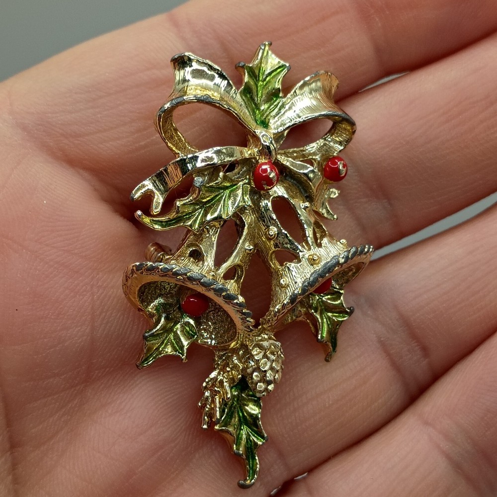 Vintage Christmas Bells Brooch Pin Gerry's Enamel Holly Berries Gold Tone